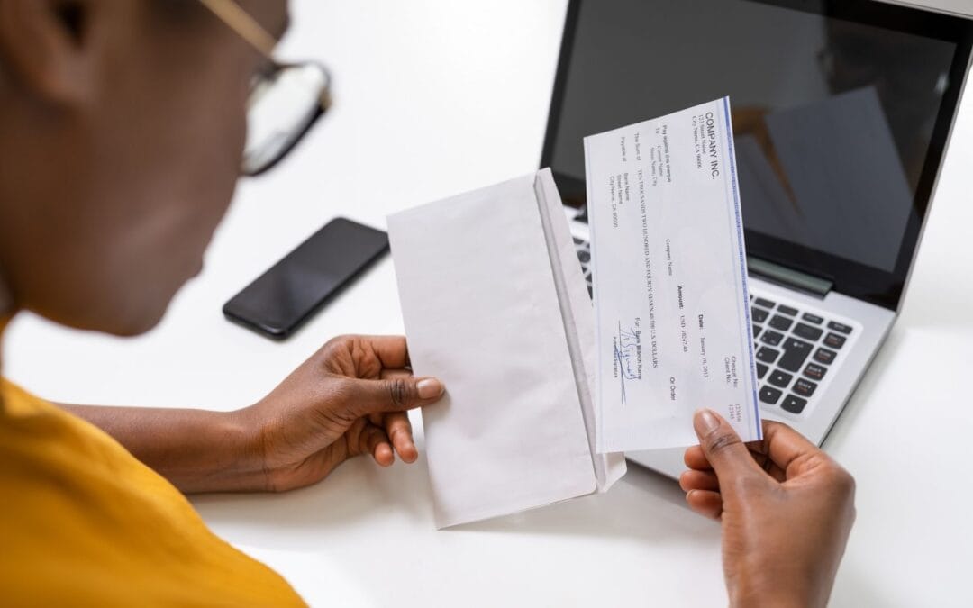 Tired of Living Paycheck to Paycheck? Follow My Checklist for Financial Freedom