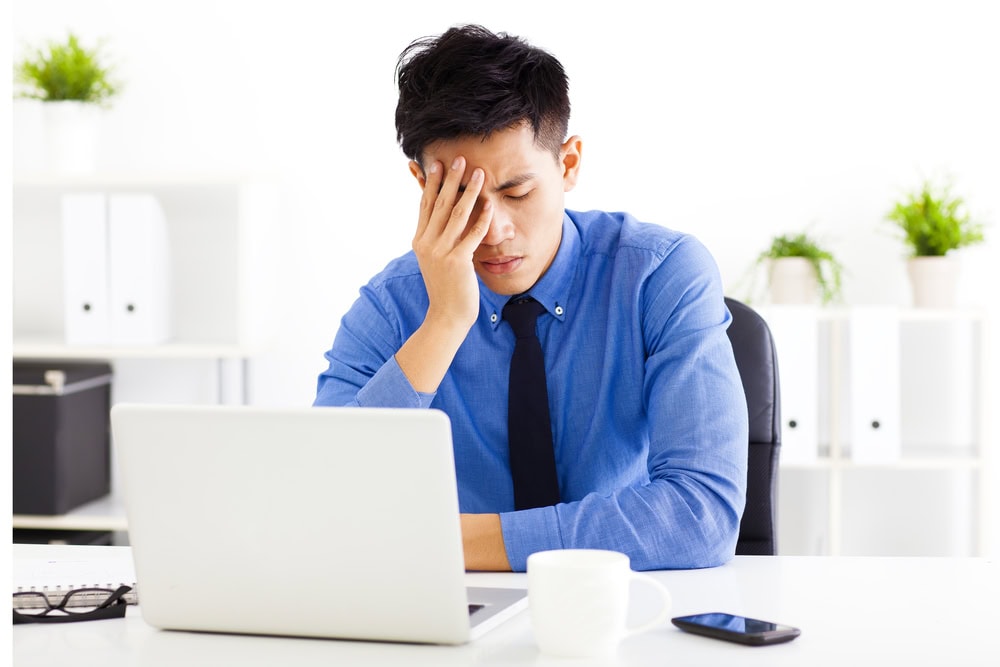 Boreout at Work: The Silent Productivity Killer And How Clarity Coaching Can Help You Break Free